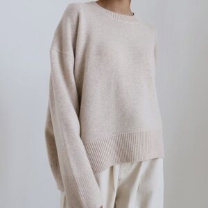 Oversized pullover sweater
